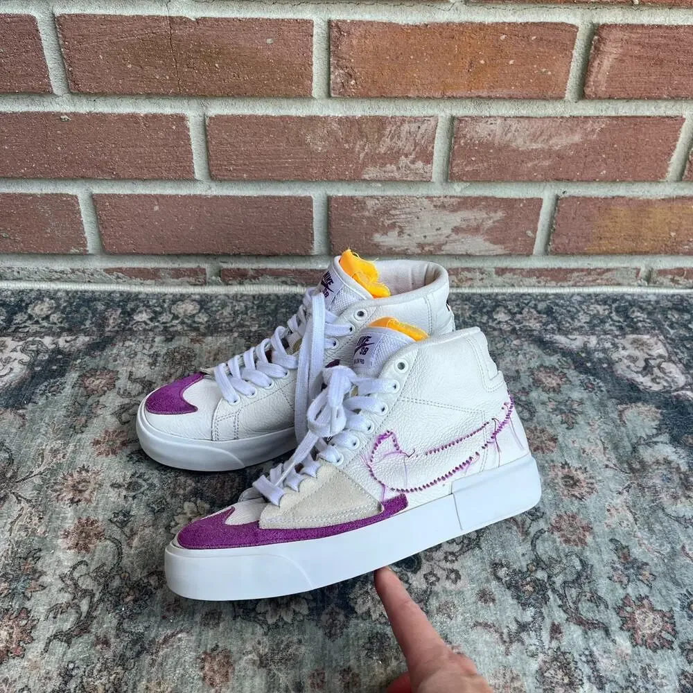 Nike SB Zoom Blazer Mid Edge / Men 4 Women 5.5 / White Viotech Purple DA2189-100